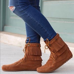 Minnetonka Double Fringe Tramper leather Bootie